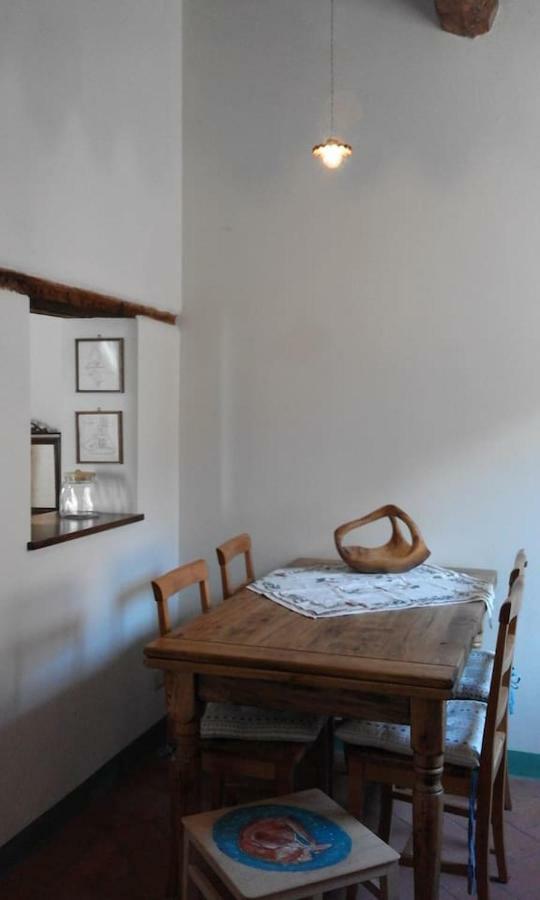 Petroio Casa Vacanze "Nonna Vela" מראה חיצוני תמונה
